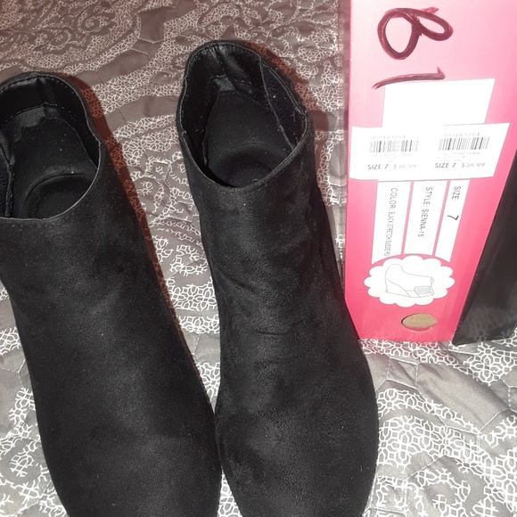 Wedge booties - Picture 2 of 4